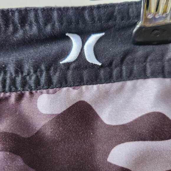 Hurley Youth Small Board Shorts – Grey Camouflage - Picture 7 of 9